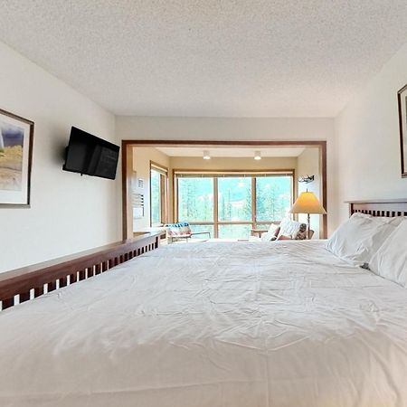 Skycrest Villa Big Sky Phòng bức ảnh