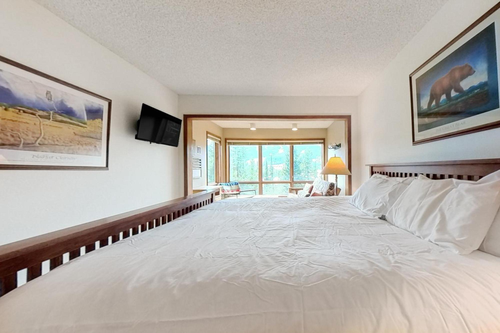 Skycrest Villa Big Sky Phòng bức ảnh