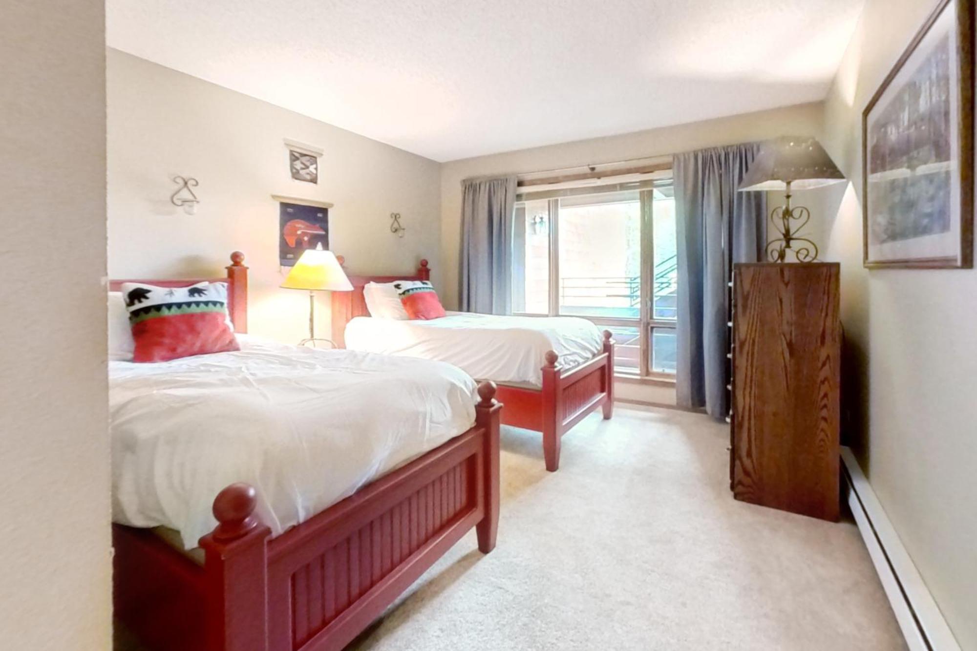 Skycrest Villa Big Sky Phòng bức ảnh